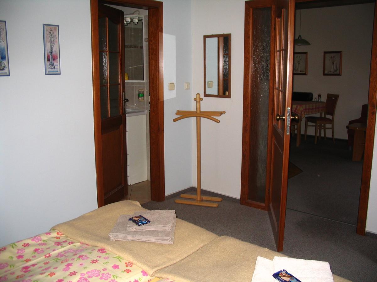 Apartmany Ingeborg Jachymov Bagian luar foto
