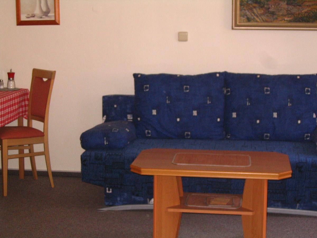 Apartmany Ingeborg Jachymov Bagian luar foto